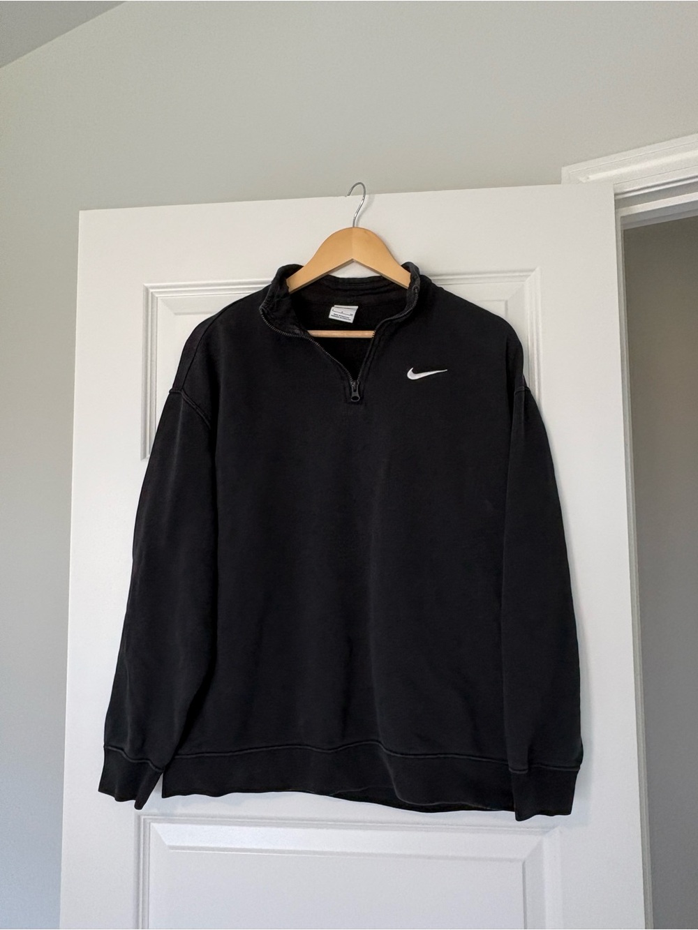 Women's Nike Black Half-Zip Sweatshirt Athleisure Sporty Casual Wear Size Small